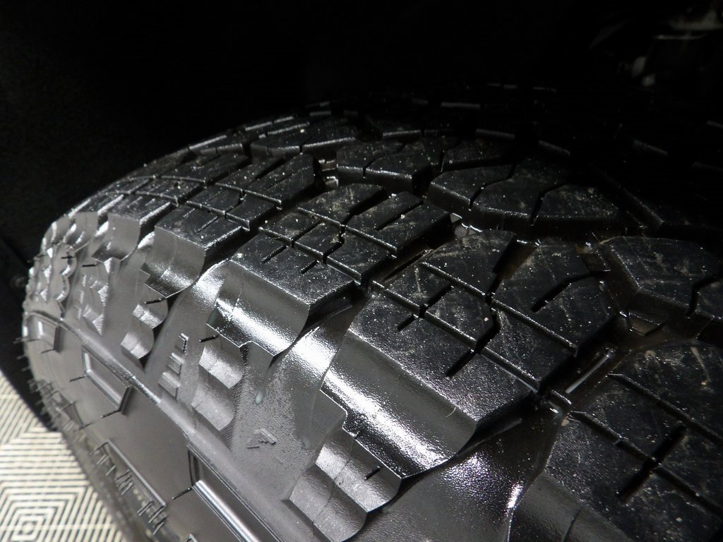 Used 2024 Chevrolet Silverado 1500 RST image 7