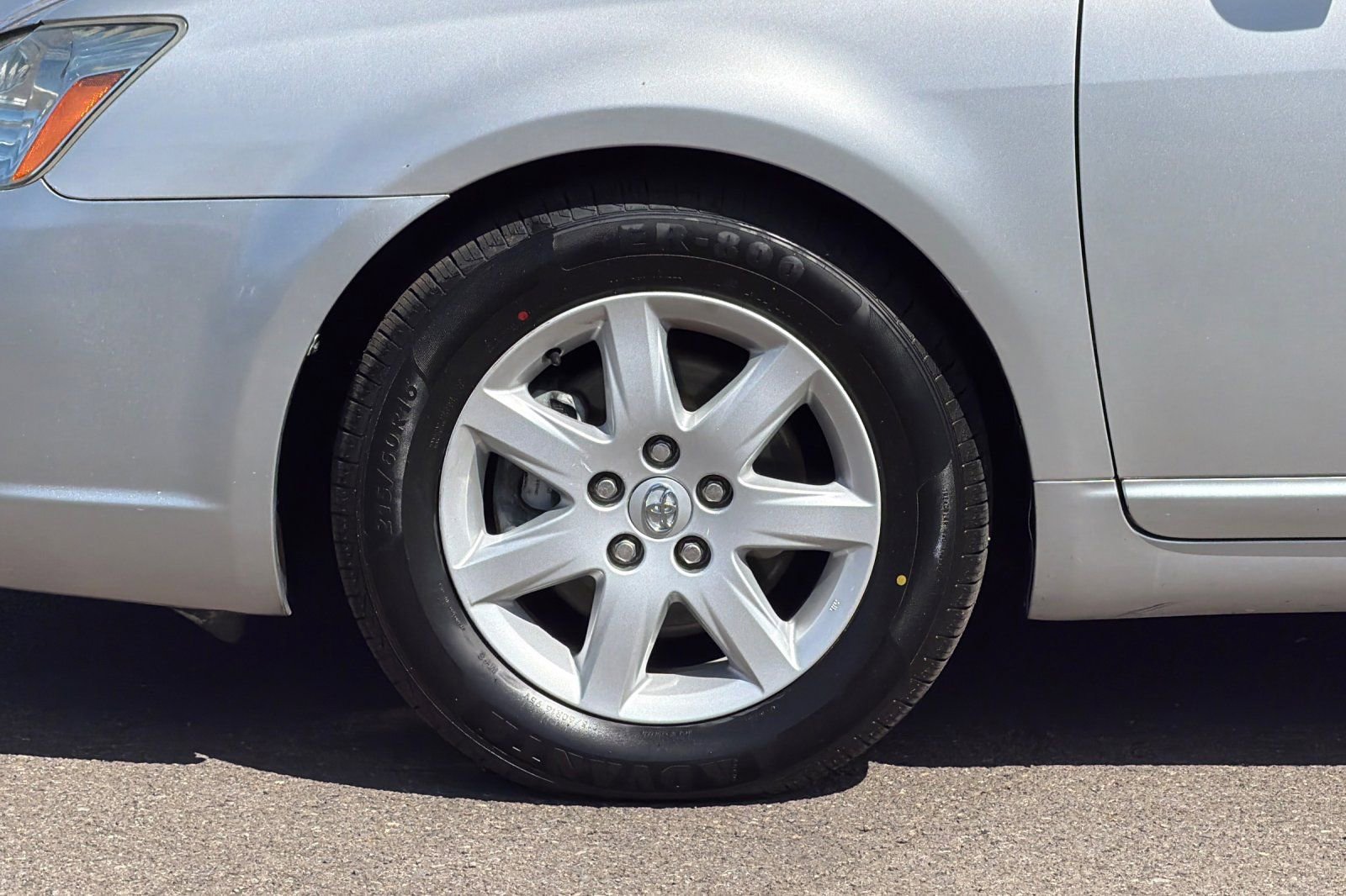 Used 2005 Toyota Avalon XL FWD image 24