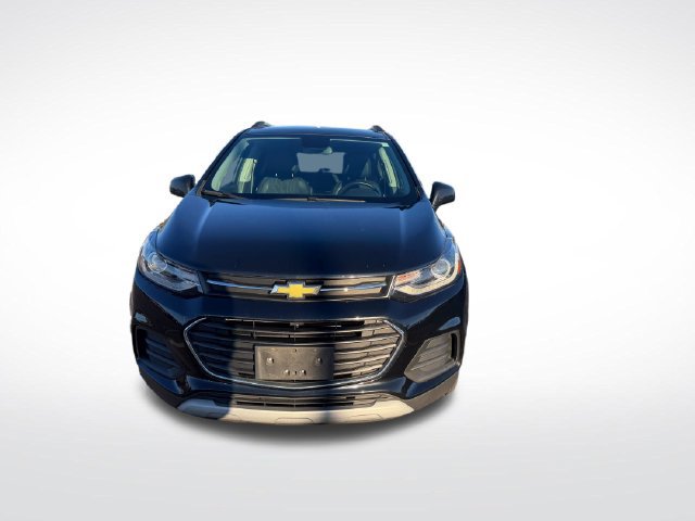 Used 2019 Chevrolet Trax LT w/ LT Convenience Package AWD/4WD image 2
