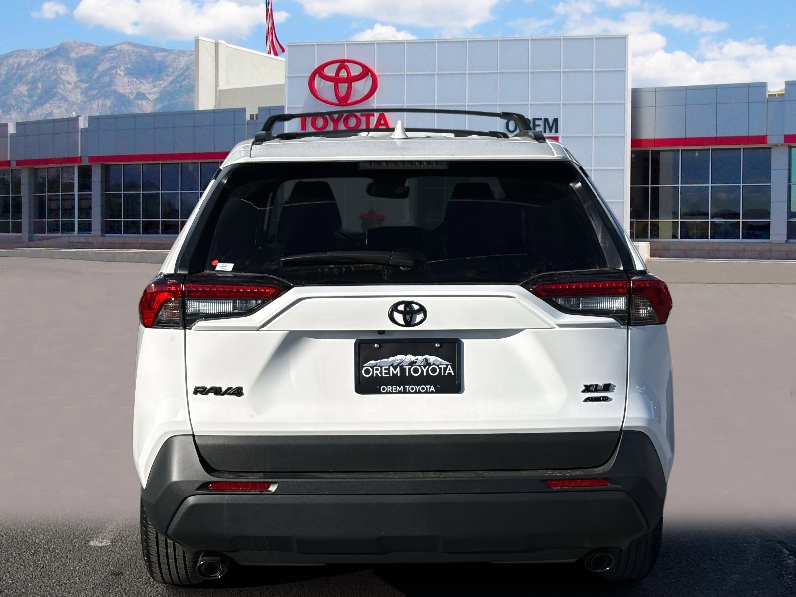 New 2025 Toyota RAV4 XLE image 4
