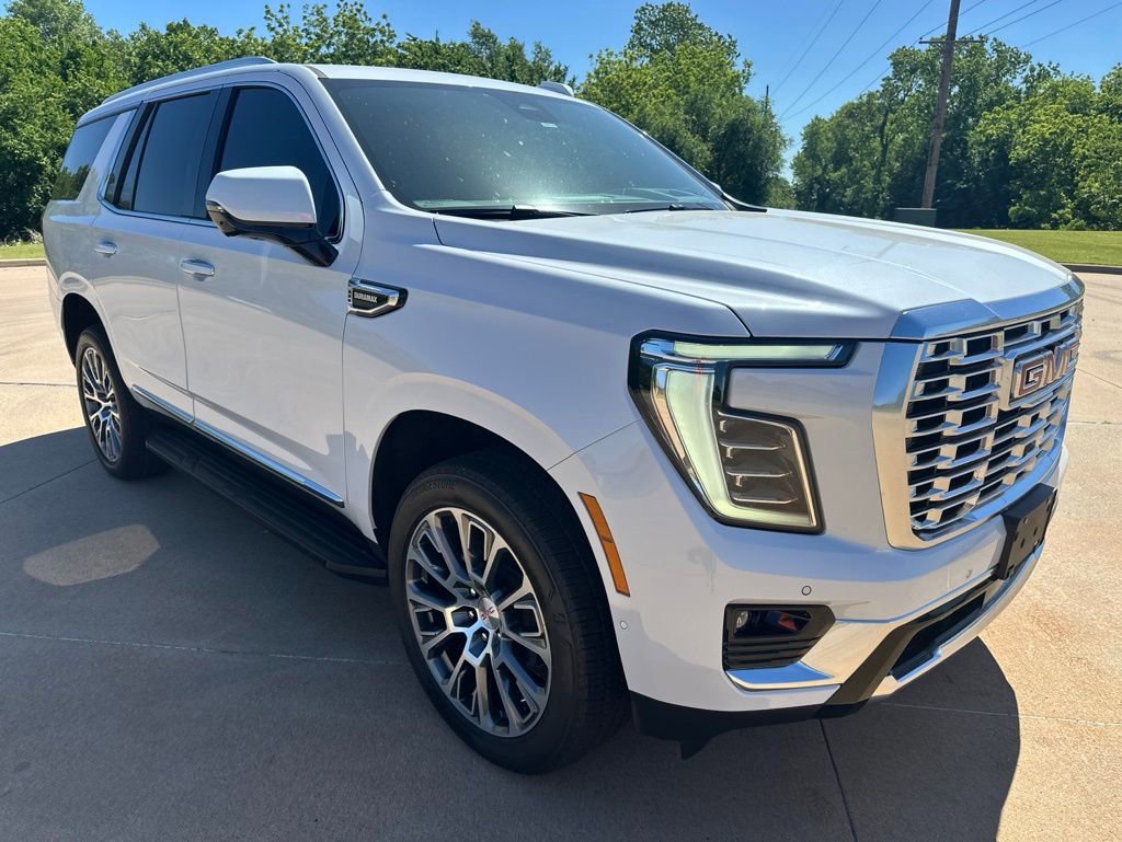 Used 2026 GMC Yukon Denali w/ Advanced Technology Package AWD/4WD image 7