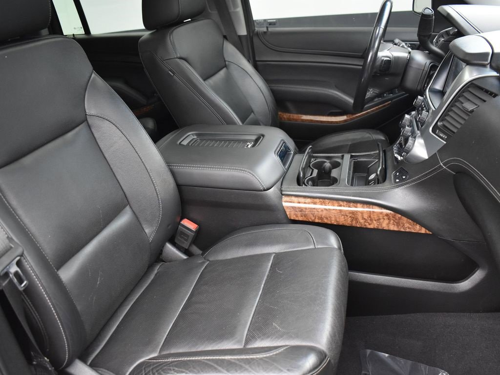 Used 2019 Chevrolet Suburban Premier image 41