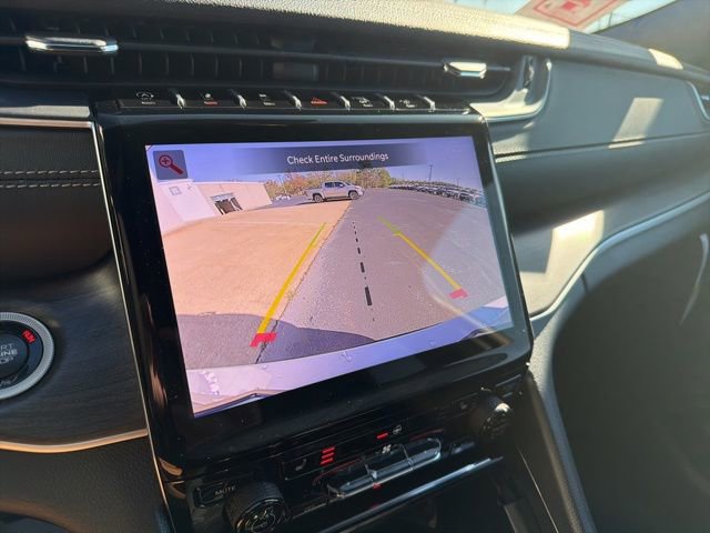 New 2025 Jeep Grand Cherokee L Limited image 15