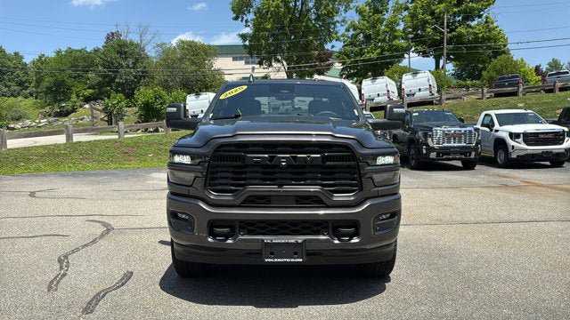Used 2025 RAM 2500 Big Horn AWD/4WD image 3
