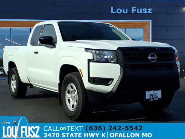 Used 2025 Nissan Frontier S image 1