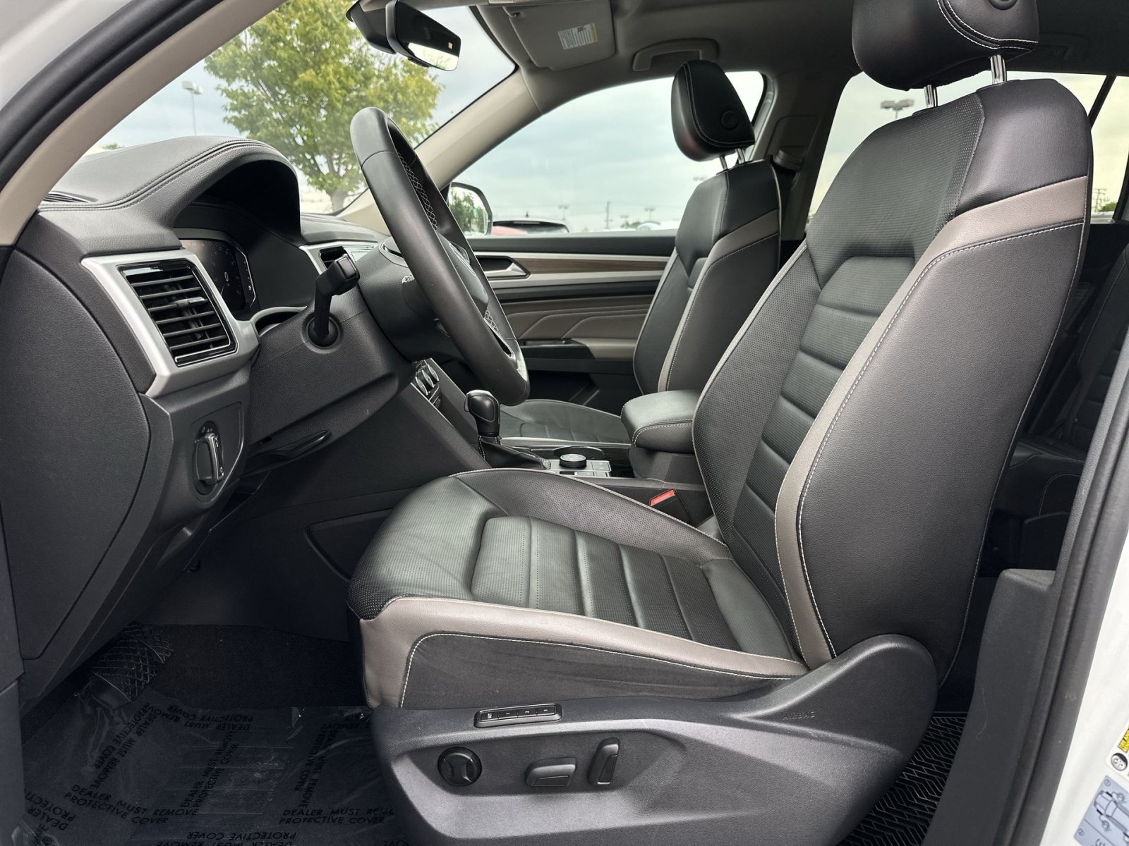 Used 2021 Volkswagen Atlas SEL Premium AWD/4WD image 14