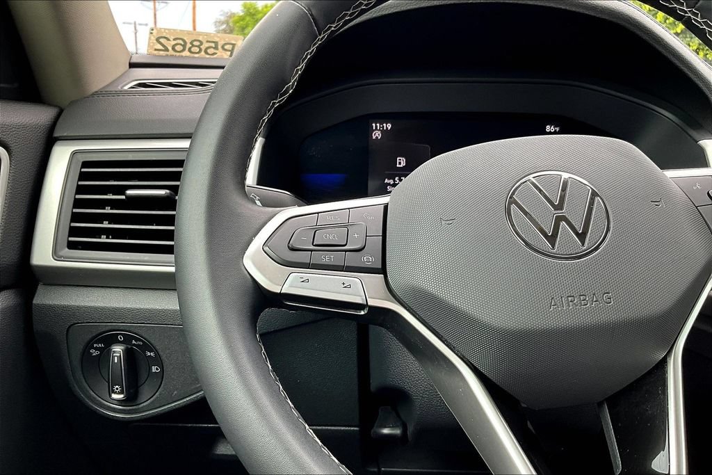 Used 2023 Volkswagen Atlas SE FWD image 9