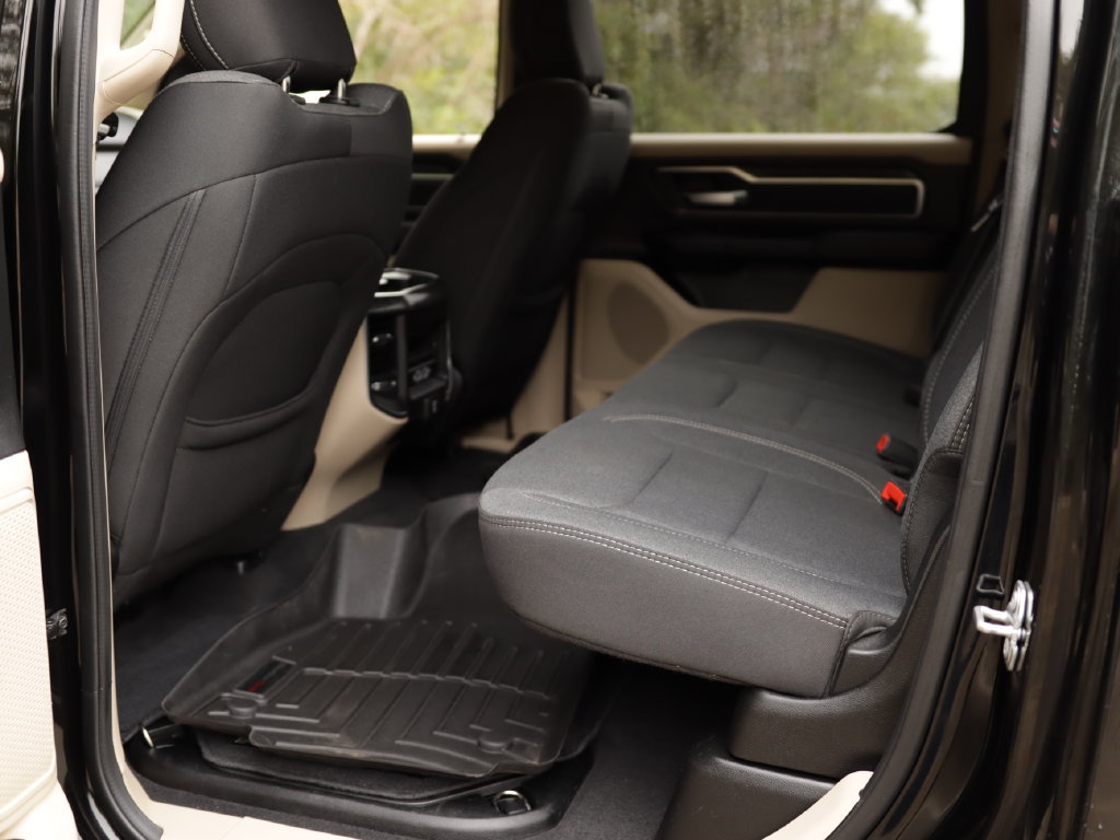 Used 2019 RAM 1500 Big Horn AWD/4WD image 28