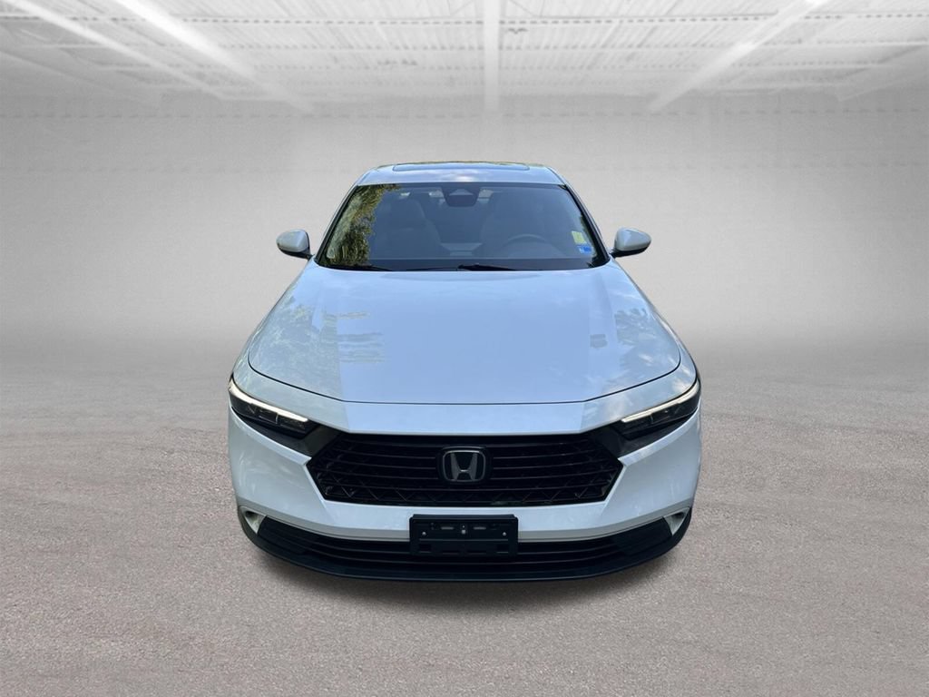 Used 2023 Honda Accord EX image 8