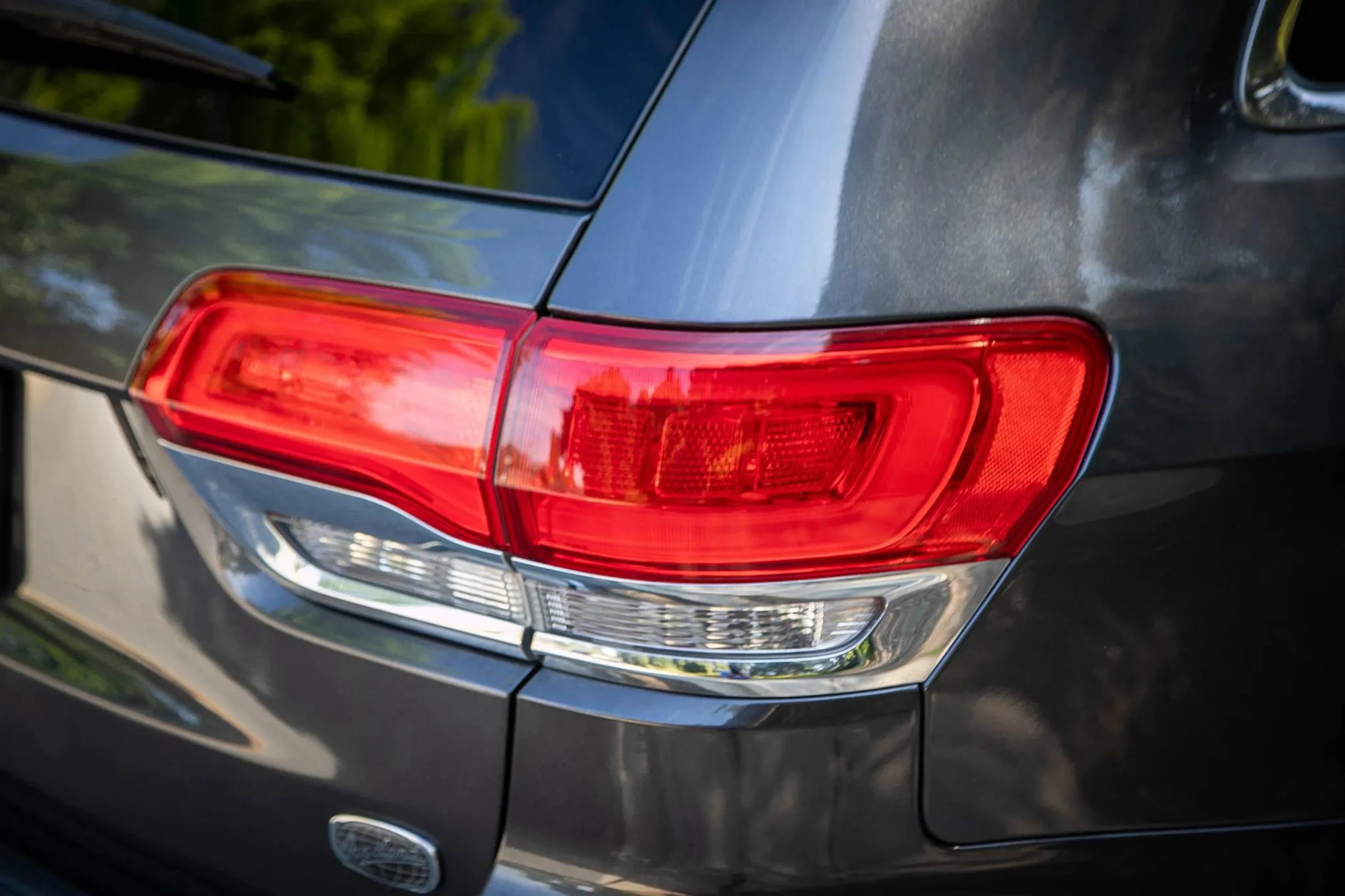 Used 2017 Jeep Grand Cherokee Overland image 11