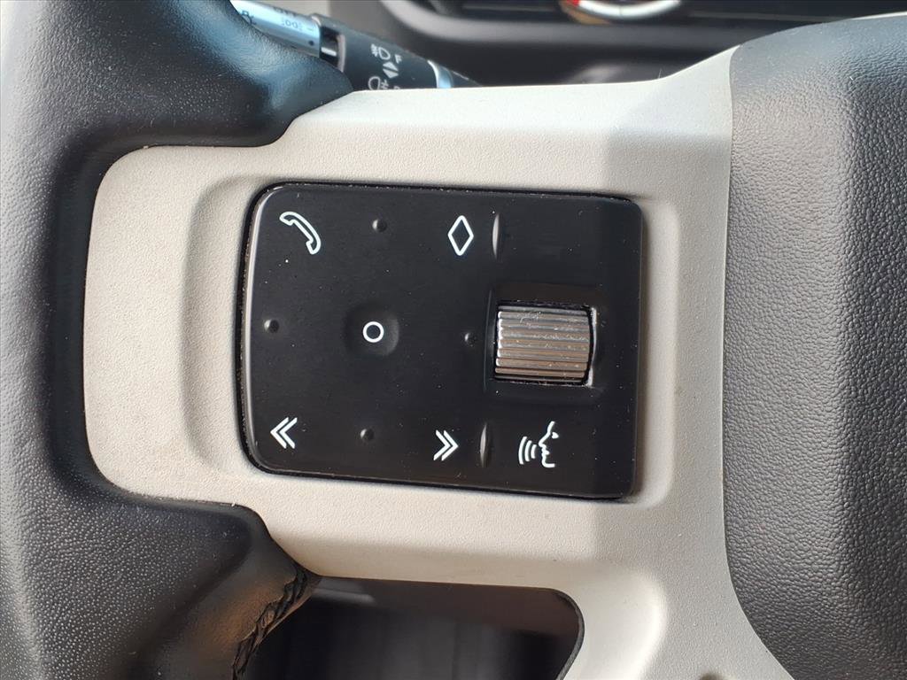 Used 2020 Land Rover Defender 110 First Edition image 23