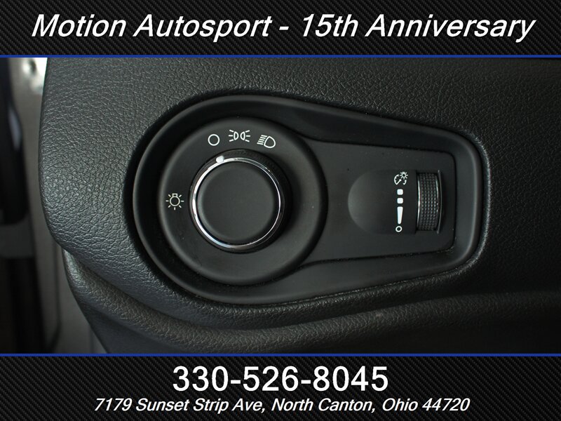 Used 2017 Jeep Renegade Sport w/ Power & Air Group AWD/4WD image 12