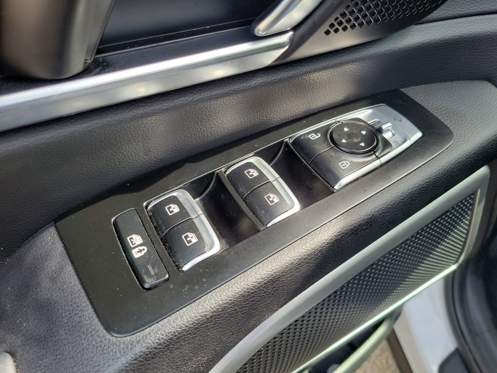 Certified 2022 Kia Telluride EX w/ EX Premium Package FWD image 15
