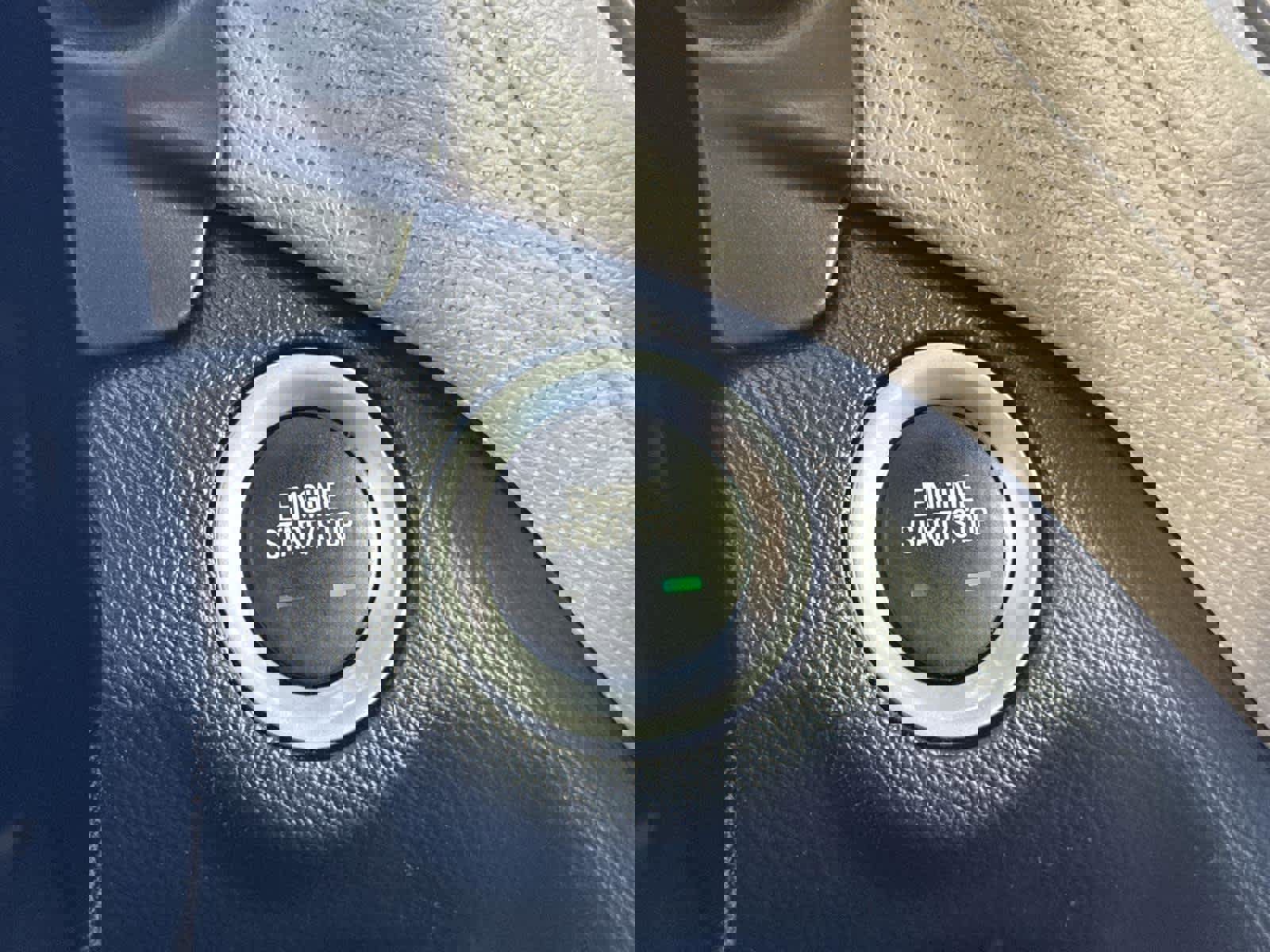 Used 2019 Chevrolet Equinox Premier image 32