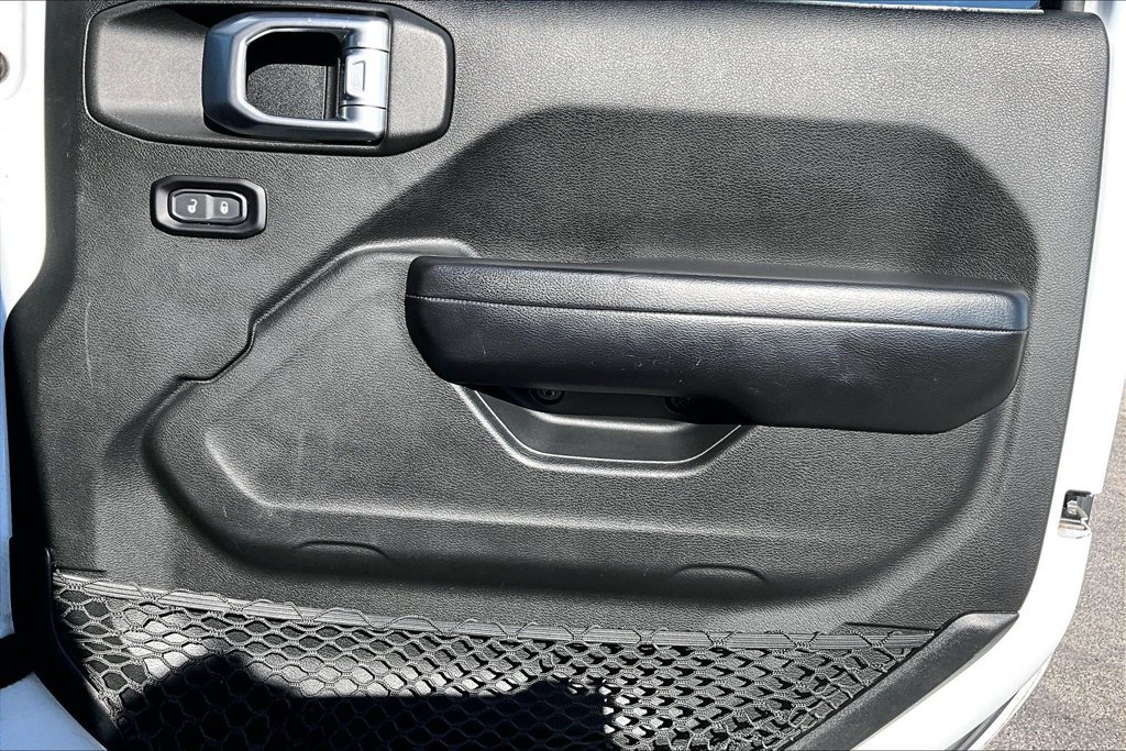 Used 2019 Jeep Wrangler Unlimited Sport S AWD/4WD image 22