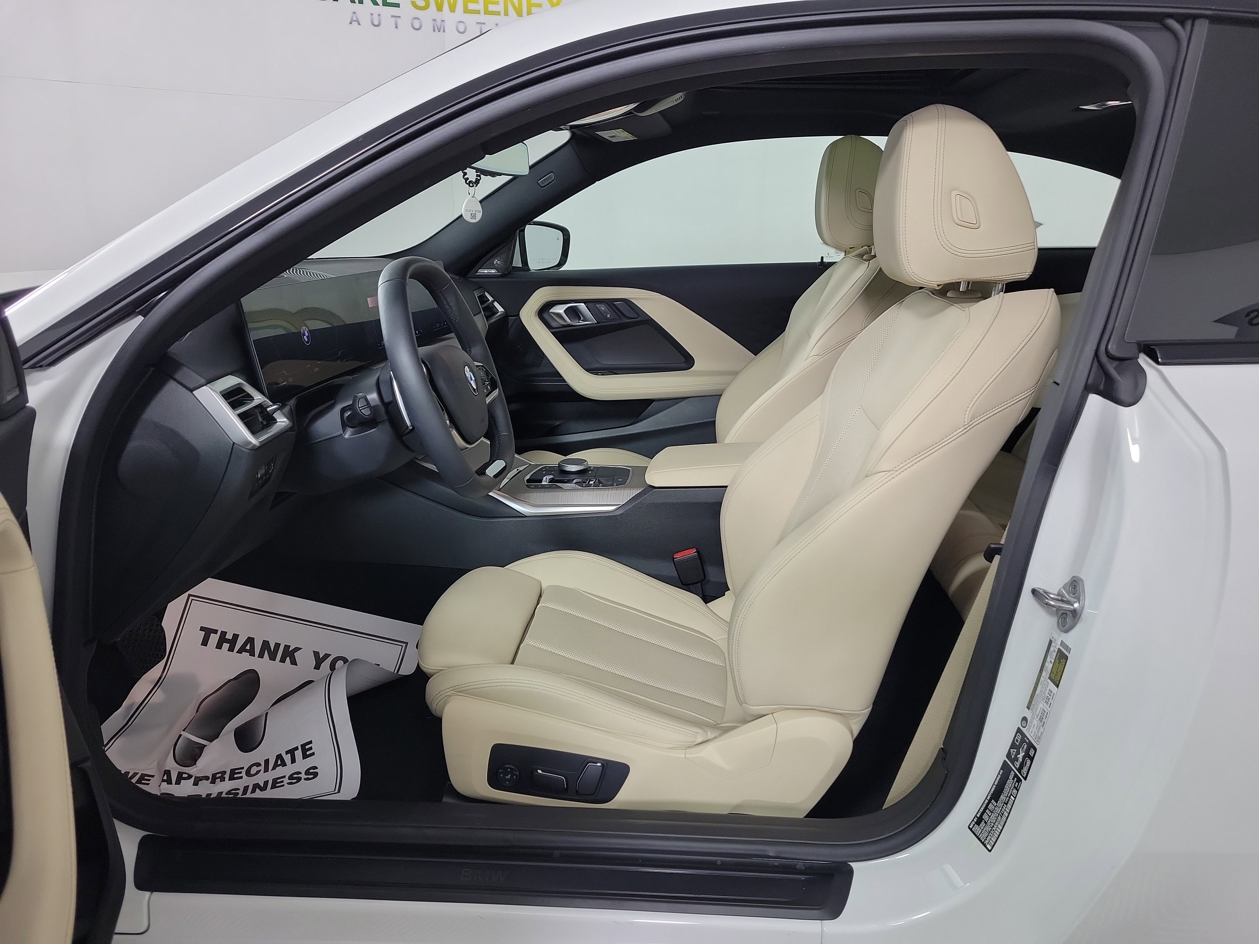 Certified 2025 BMW 230i xDrive Coupe w/ Premium Package AWD/4WD image 9