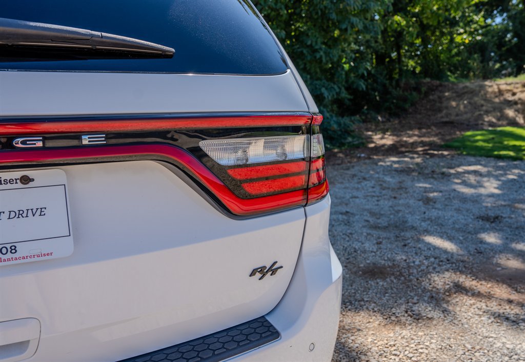 Used 2020 Dodge Durango R/T w/ Blacktop Package AWD/4WD image 10