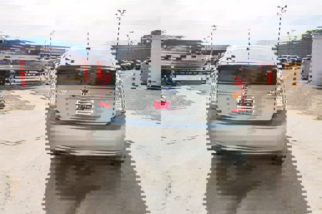 Used 2012 Toyota Prius Four w/ Deluxe Solar Roof Pkg image 8