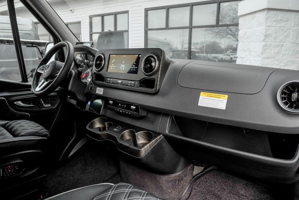 New 2024 Mercedes-Benz Sprinter 3500 image 27