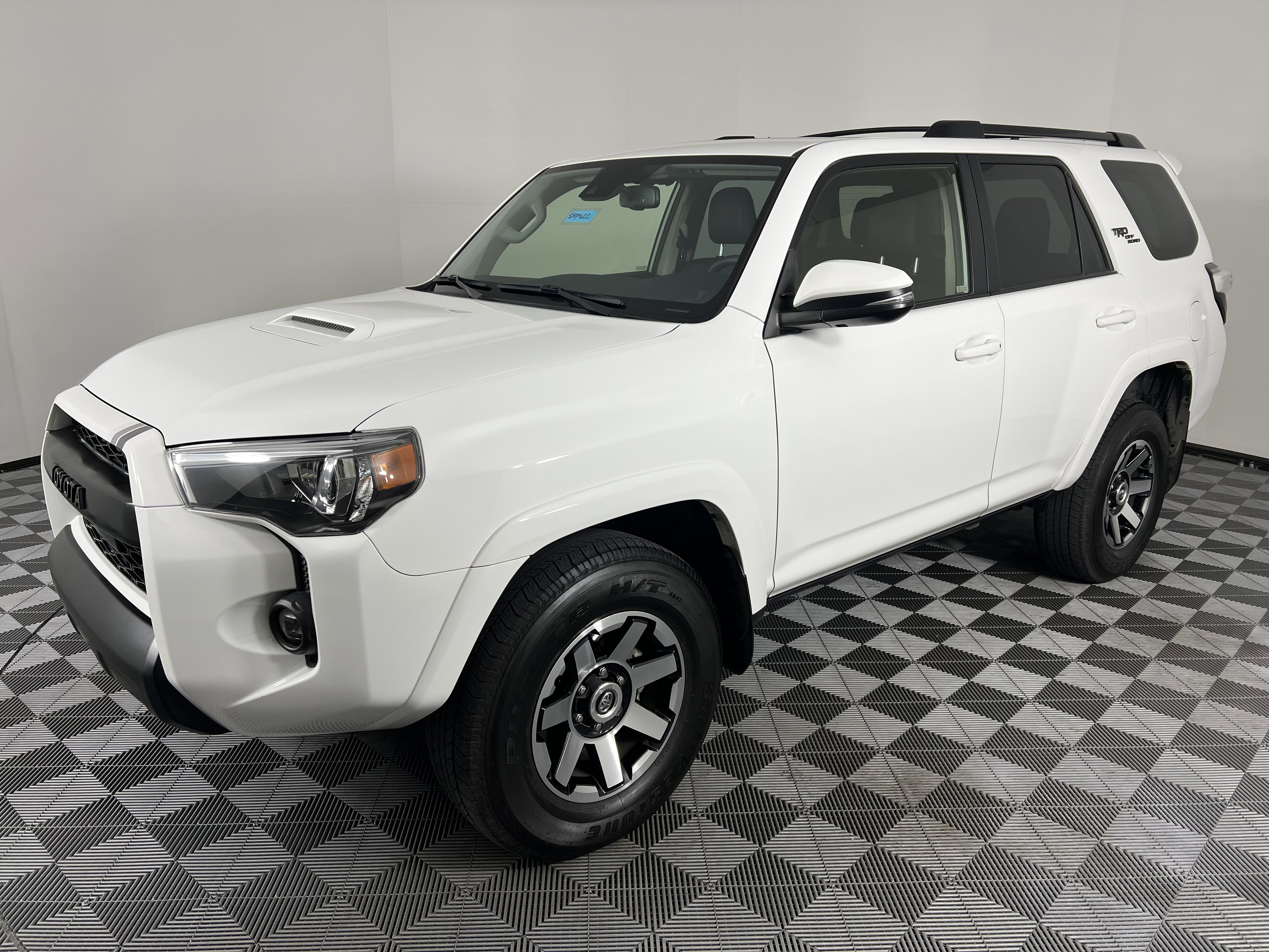 Used 2022 Toyota 4Runner TRD Off-Road Premium w/ Moonroof Package image 8