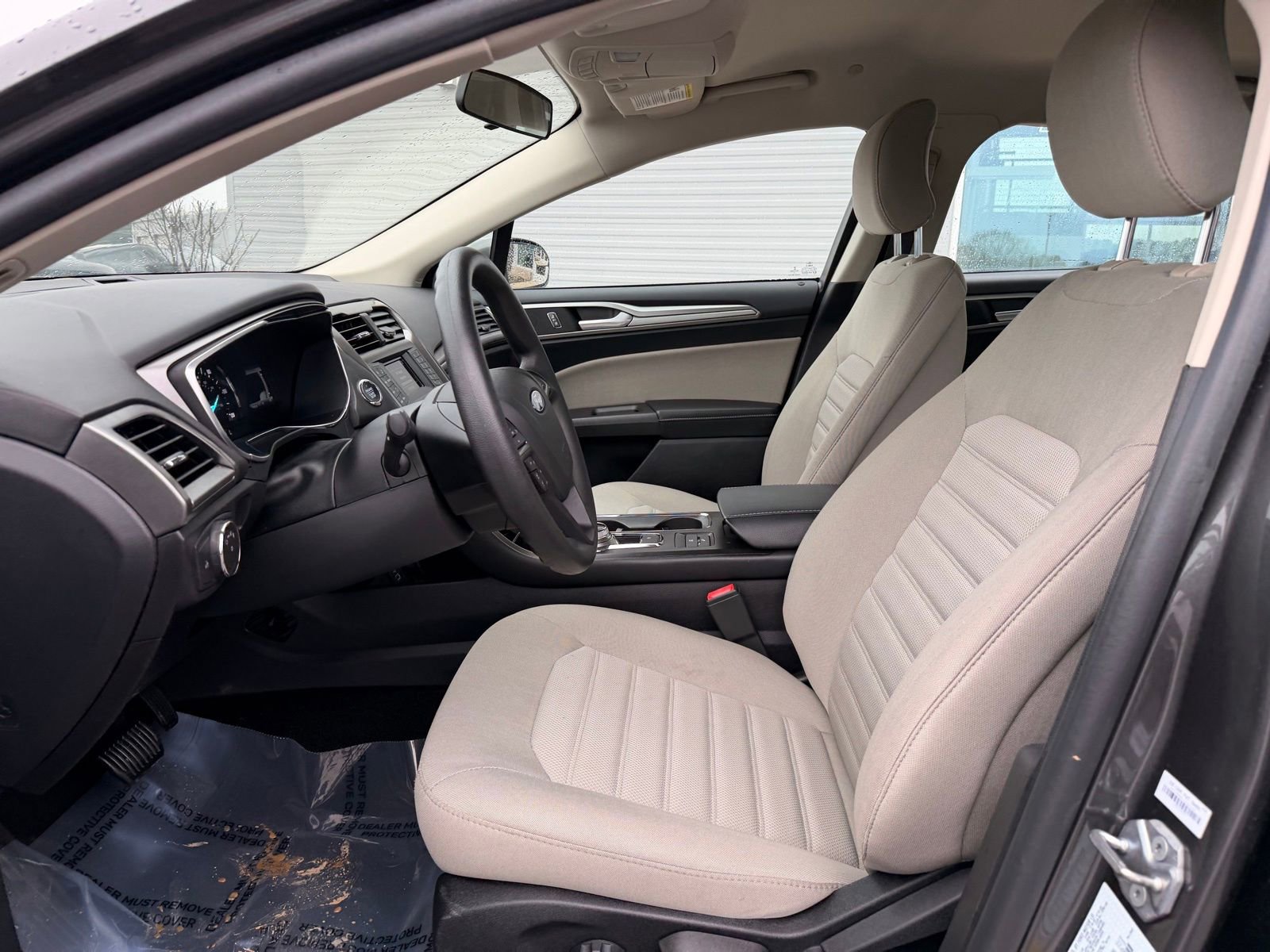 Used 2018 Ford Fusion S FWD image 13