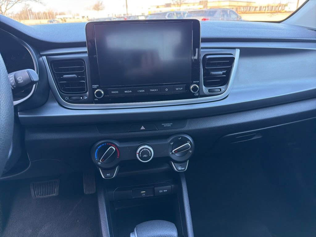 Used 2023 Kia Rio S image 11