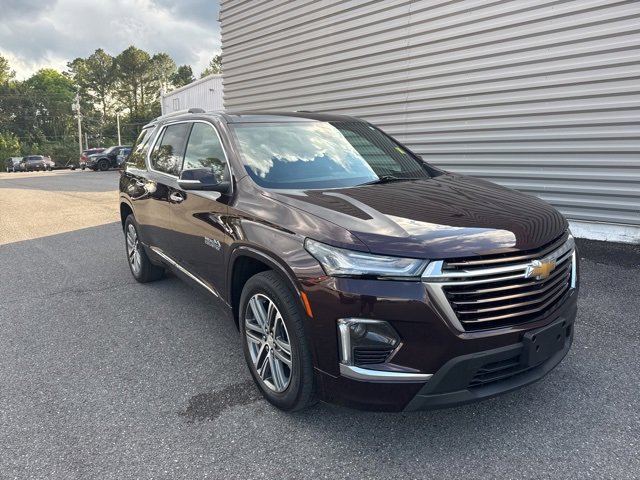 Used 2023 Chevrolet Traverse High Country