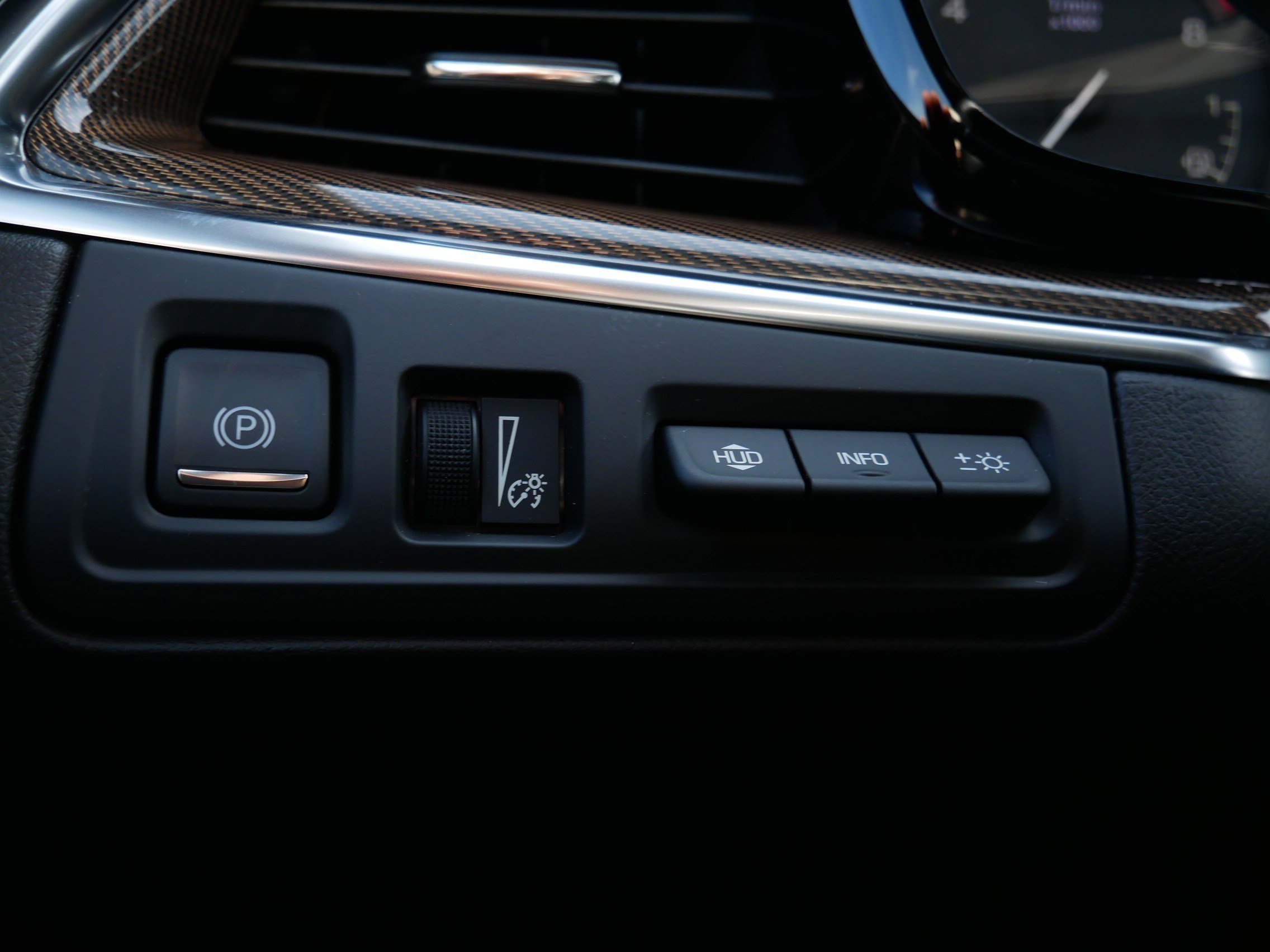 Certified 2023 Cadillac XT5 Sportv w/ Platinum Package image 24