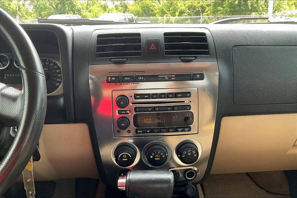 Used 2007 HUMMER H3 AWD/4WD image 17