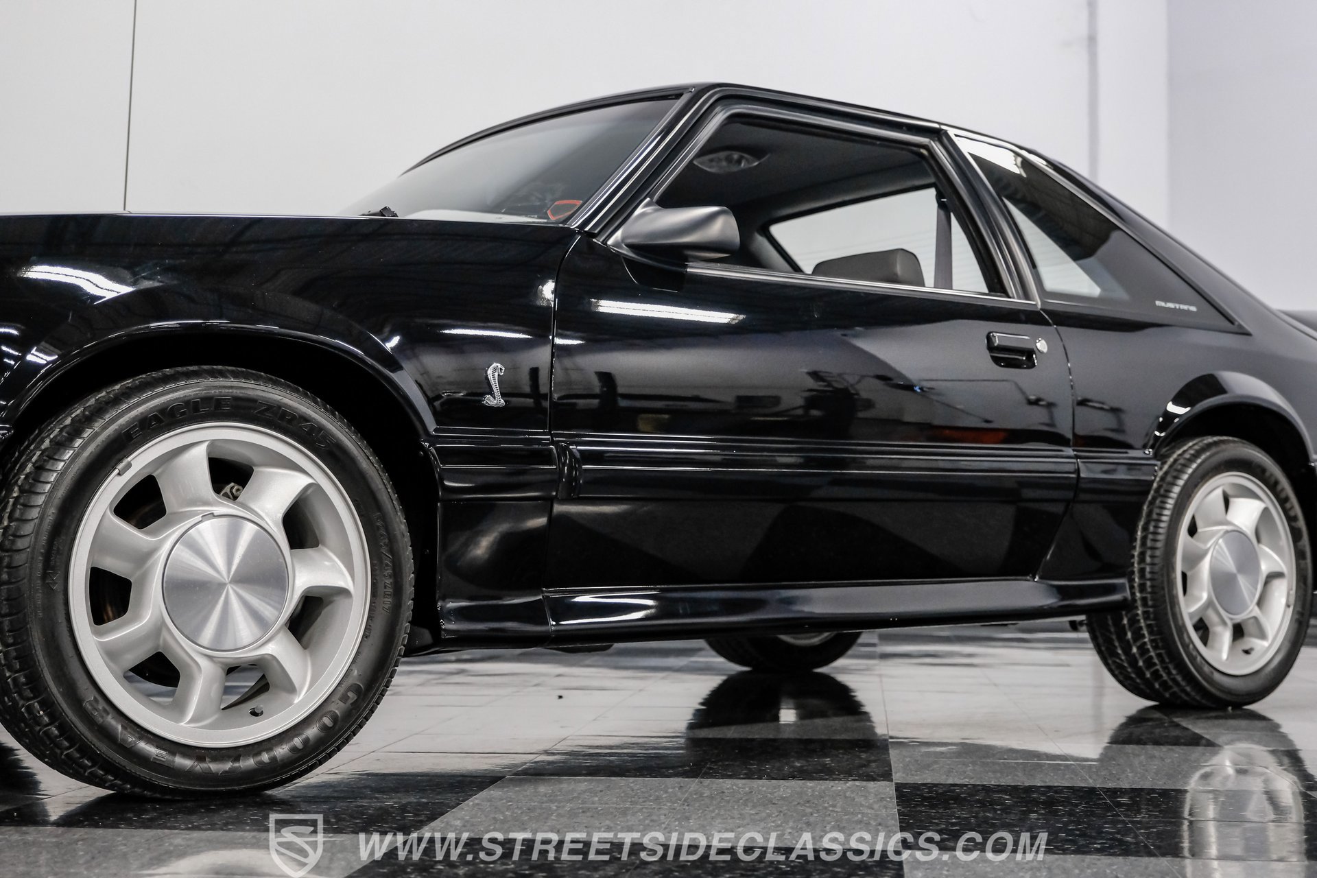 Used 1993 Ford Mustang Cobra image 21