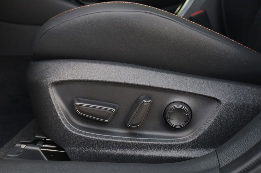 New 2026 Toyota Corolla SE FWD image 27