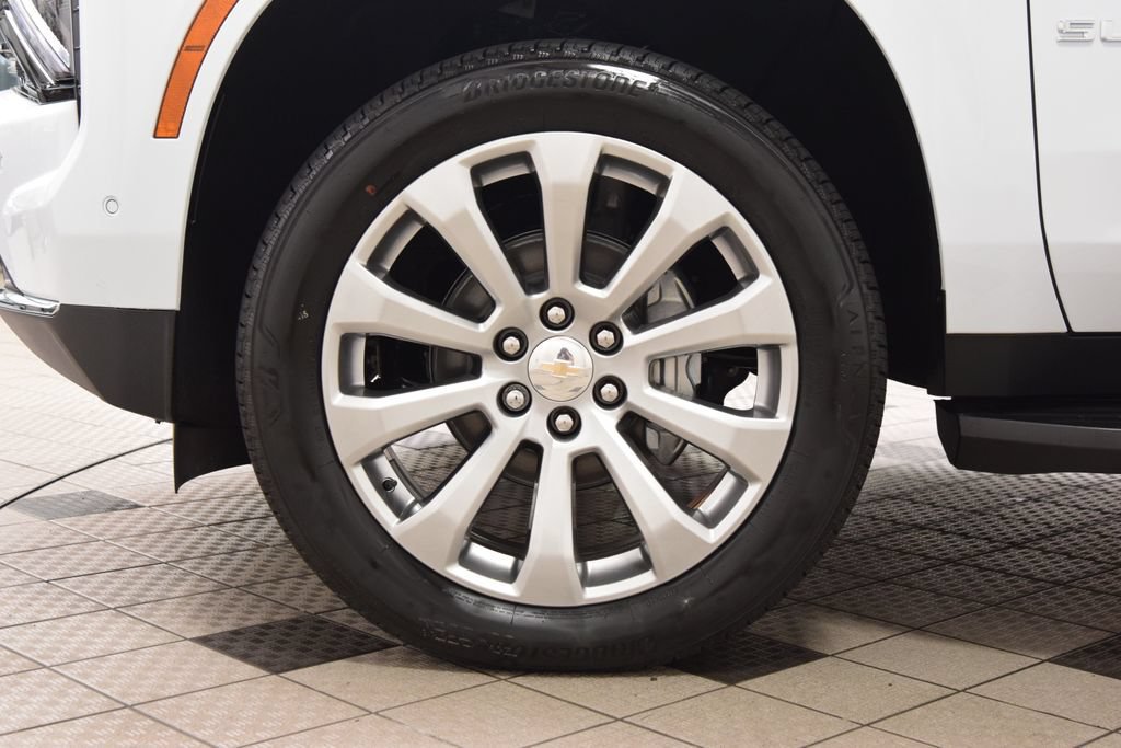 New 2026 Chevrolet Suburban Premier AWD/4WD image 29