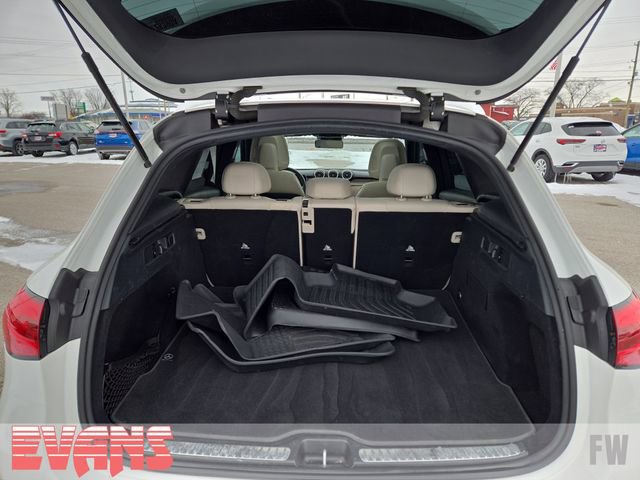 Used 2023 Mercedes-Benz GLC 300 4MATIC image 27