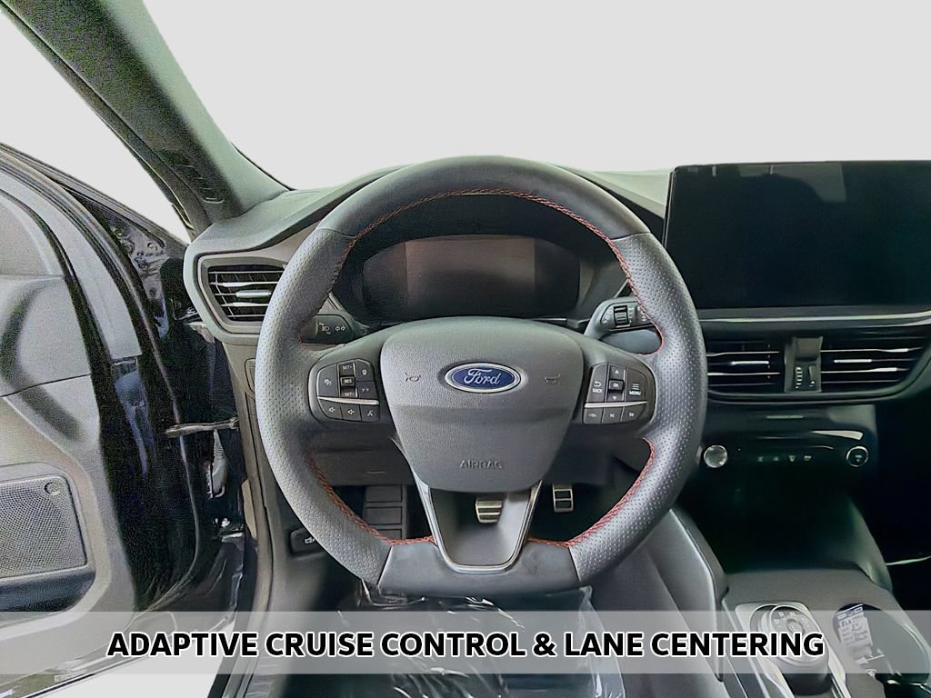 Used 2024 Ford Escape ST-Line w/ Tech Pack #1 AWD/4WD image 4