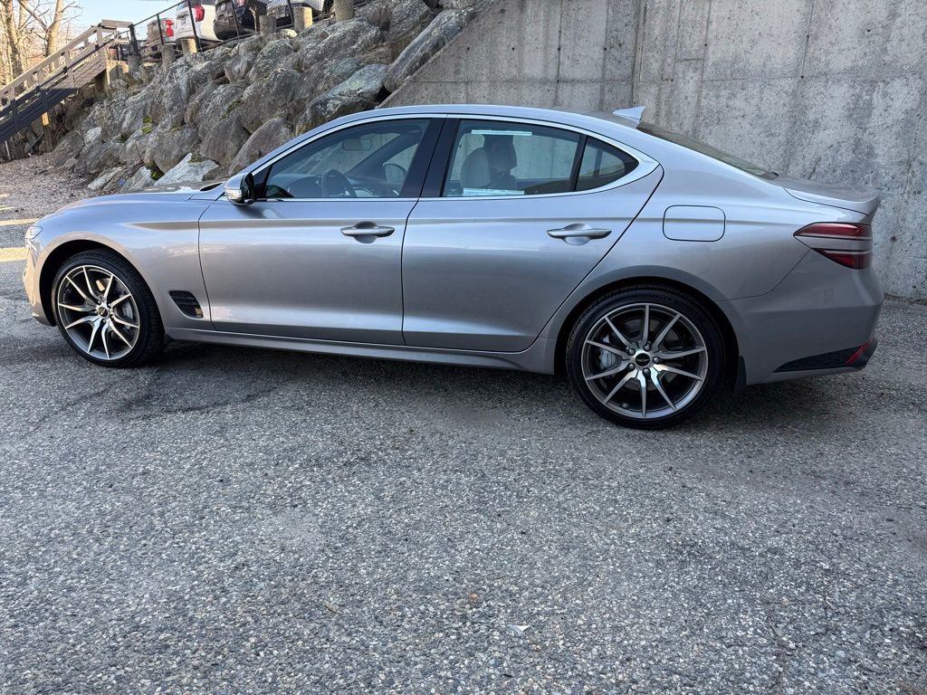 Used 2026 Genesis G70 2.5T AWD/4WD image 2