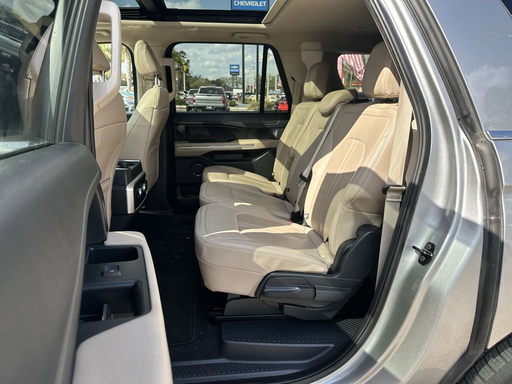 Used 2024 Ford Expedition Max Limited image 27