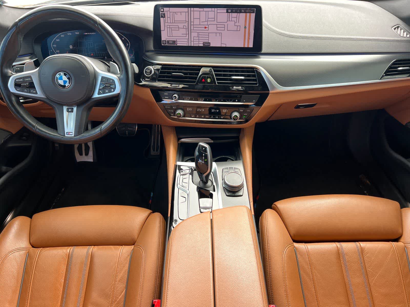 Used 2022 BMW M550i xDrive w/ Premium Package AWD/4WD image 4