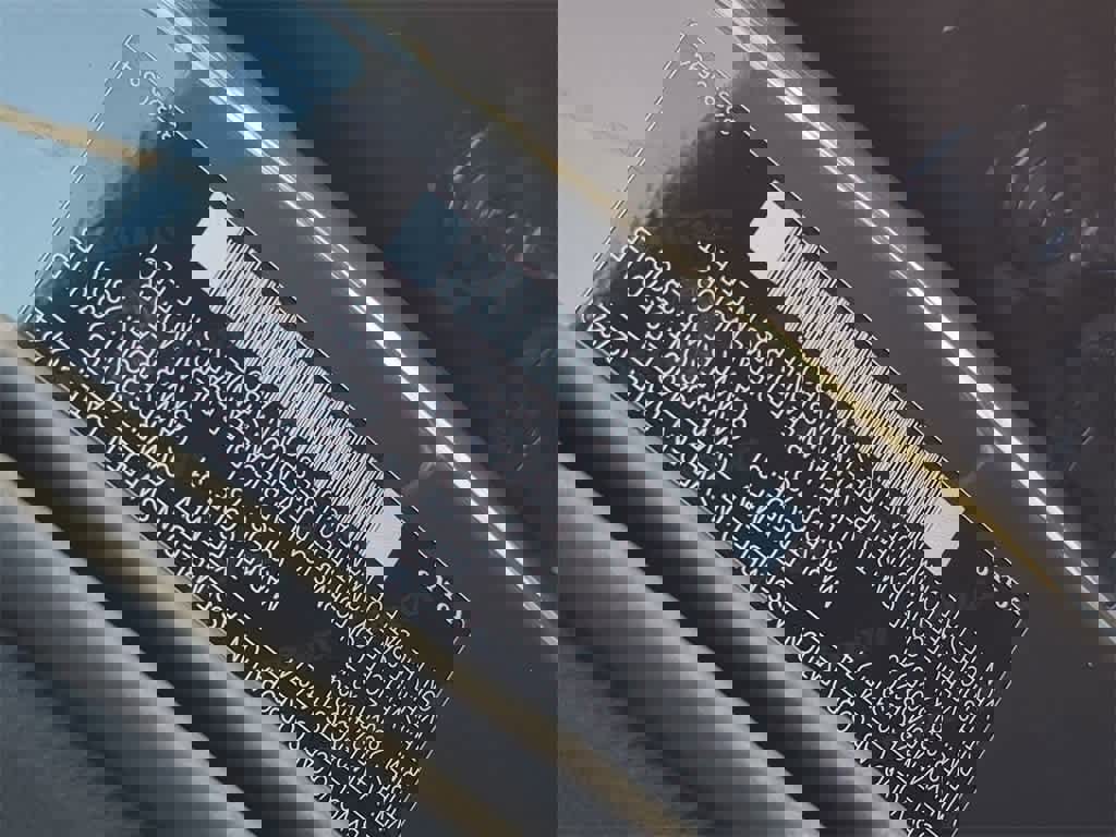 Used 2025 Volvo XC60 B5 Plus image 34