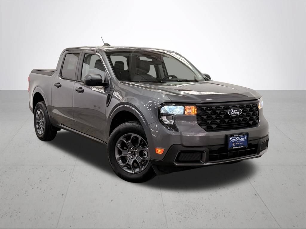Certified 2025 Ford Maverick XLT FWD image 8