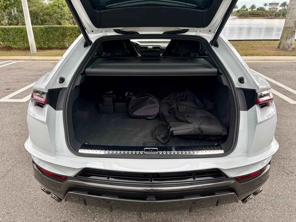 Used 2024 Lamborghini Urus S AWD/4WD image 23