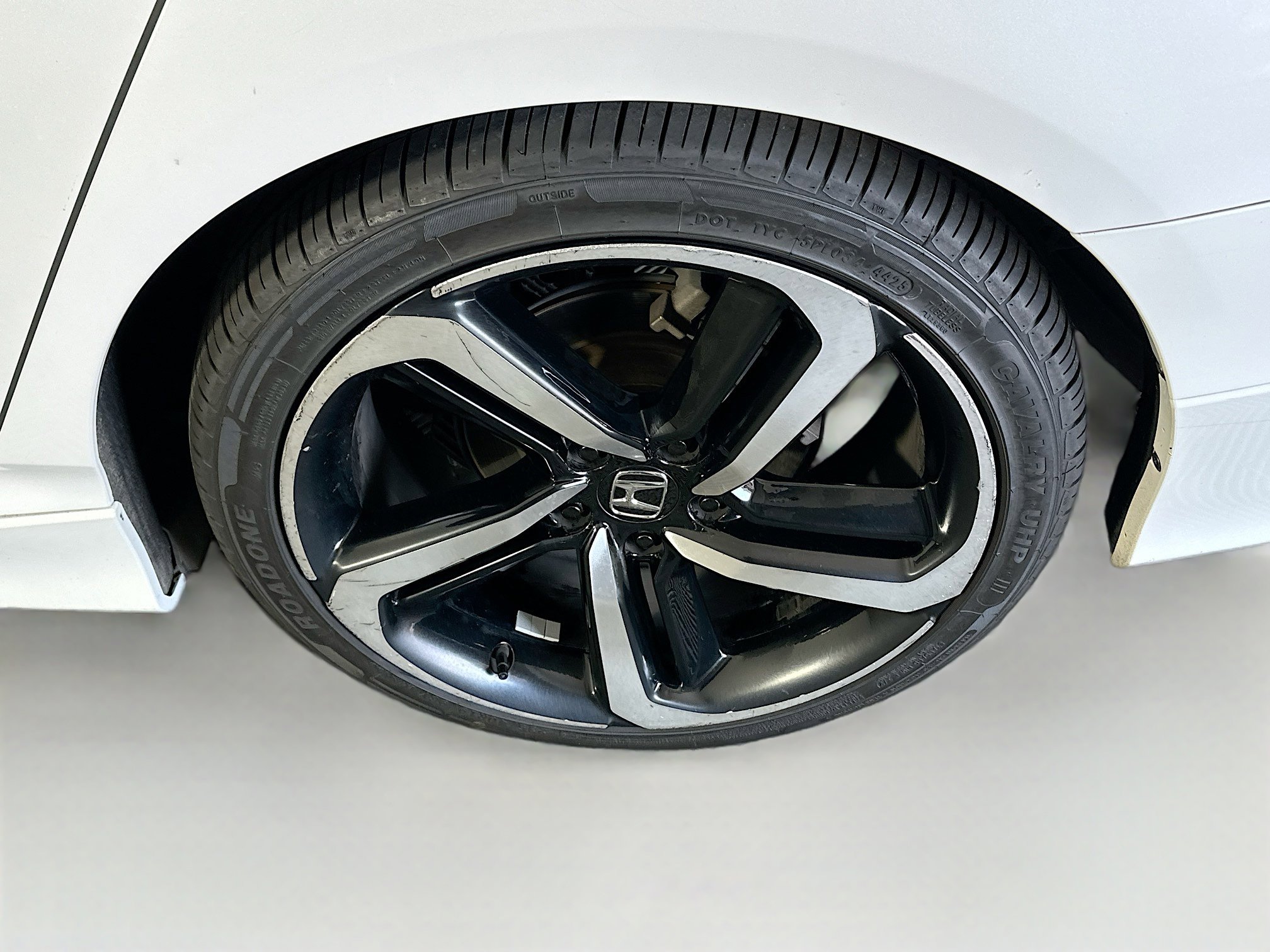 Used 2019 Honda Accord Sport image 11