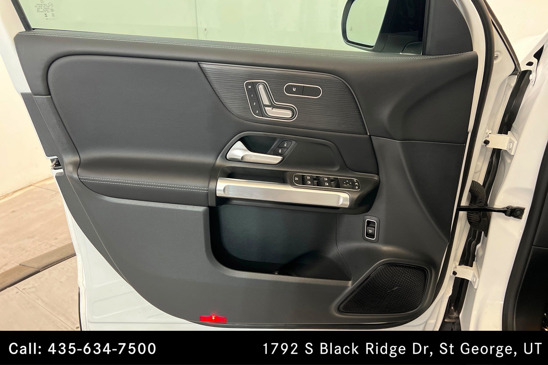Certified 2026 Mercedes-Benz GLB 250 4MATIC image 14