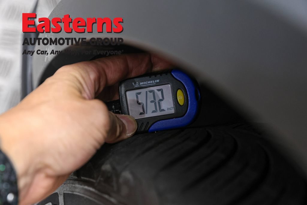 Used 2022 Toyota C-HR Limited FWD image 26