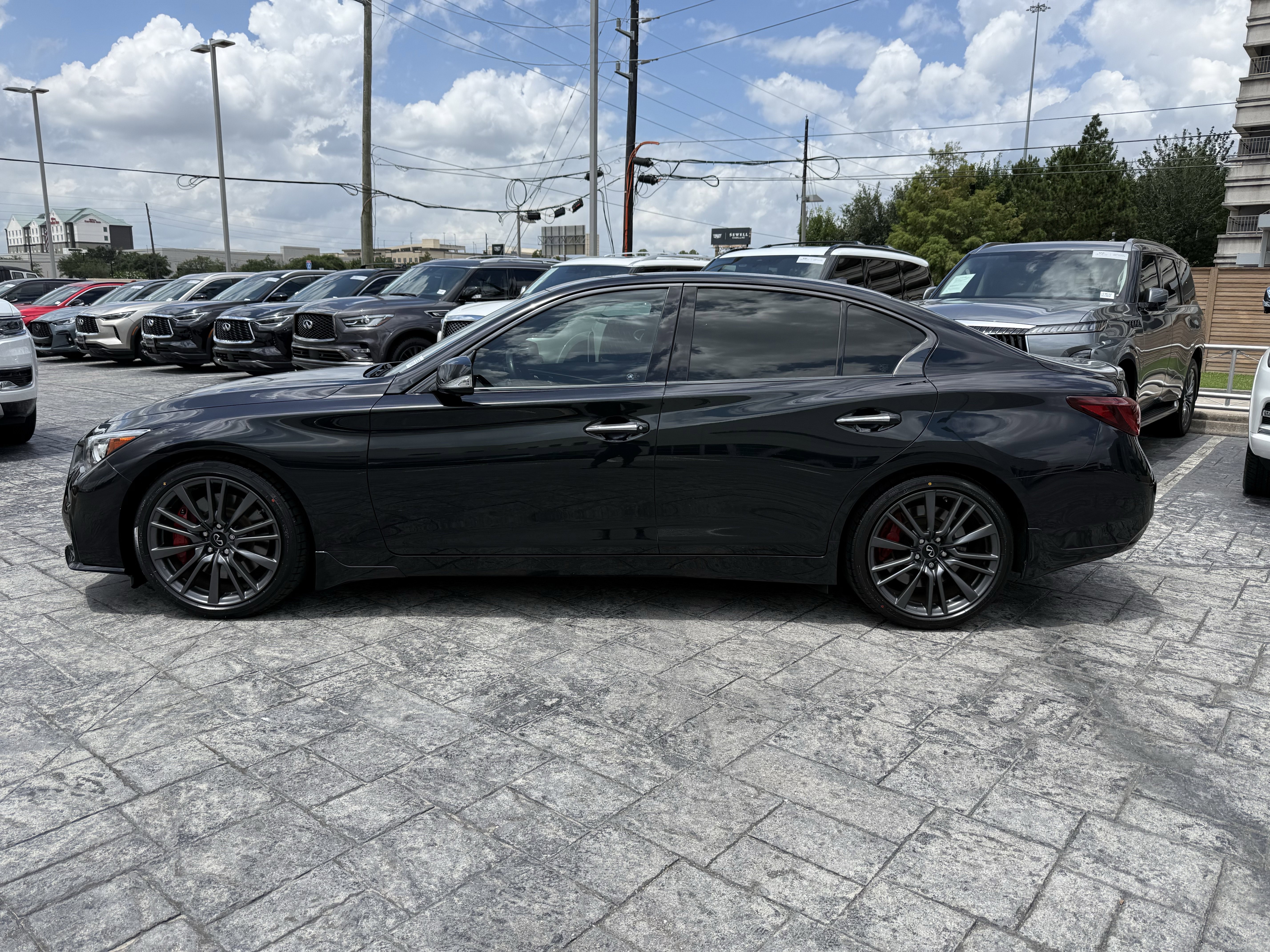 Certified 2023 INFINITI Q50 Red Sport 400 w/ Black Opal Edition RWD image 4