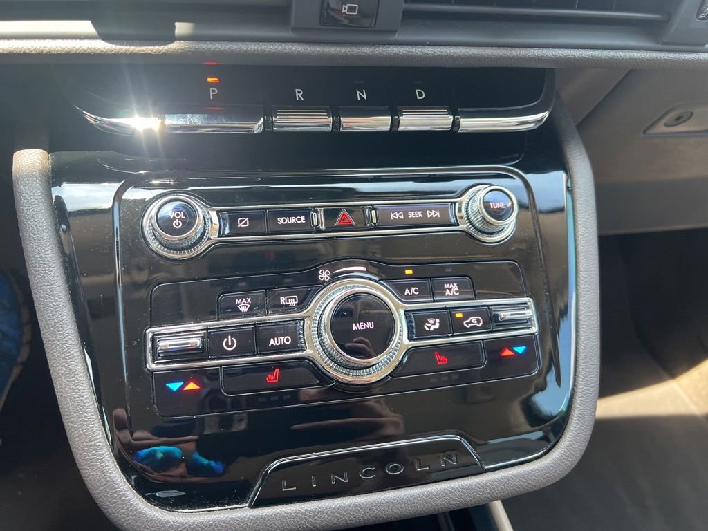 Used 2021 Lincoln Corsair FWD w/ Convenience Package image 60