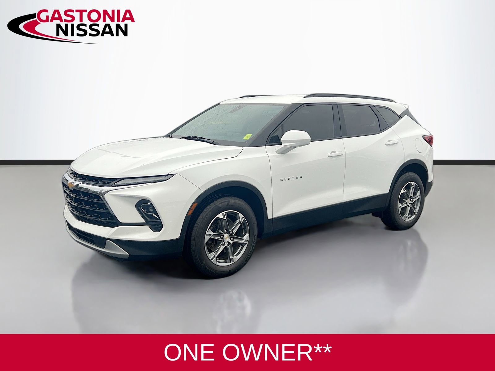 Used 2023 Chevrolet Blazer LT w/ Convenience Package image 3