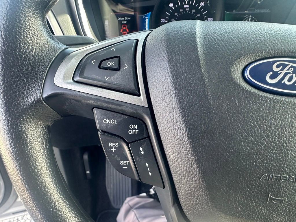 Used 2020 Ford Fusion SE image 15