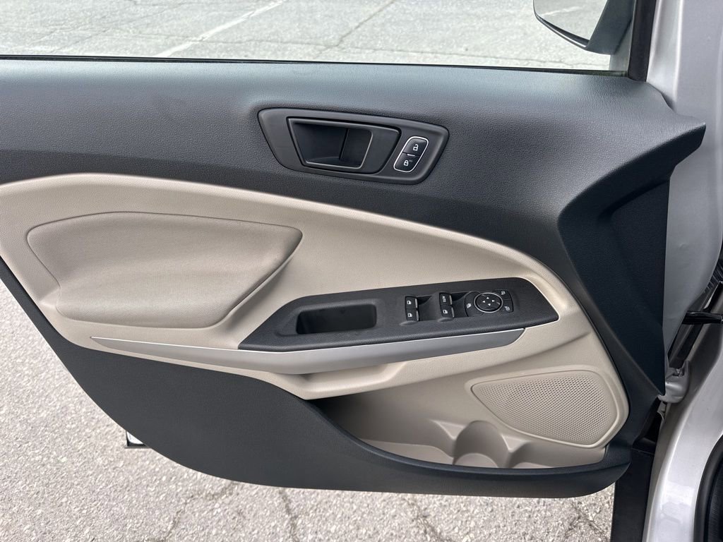 Used 2018 Ford EcoSport S image 21