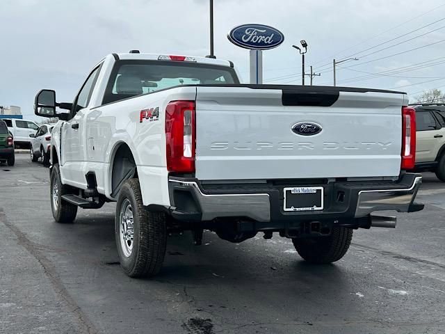 New 2025 Ford F250 XL w/ FX4 Off-Road Package image 8