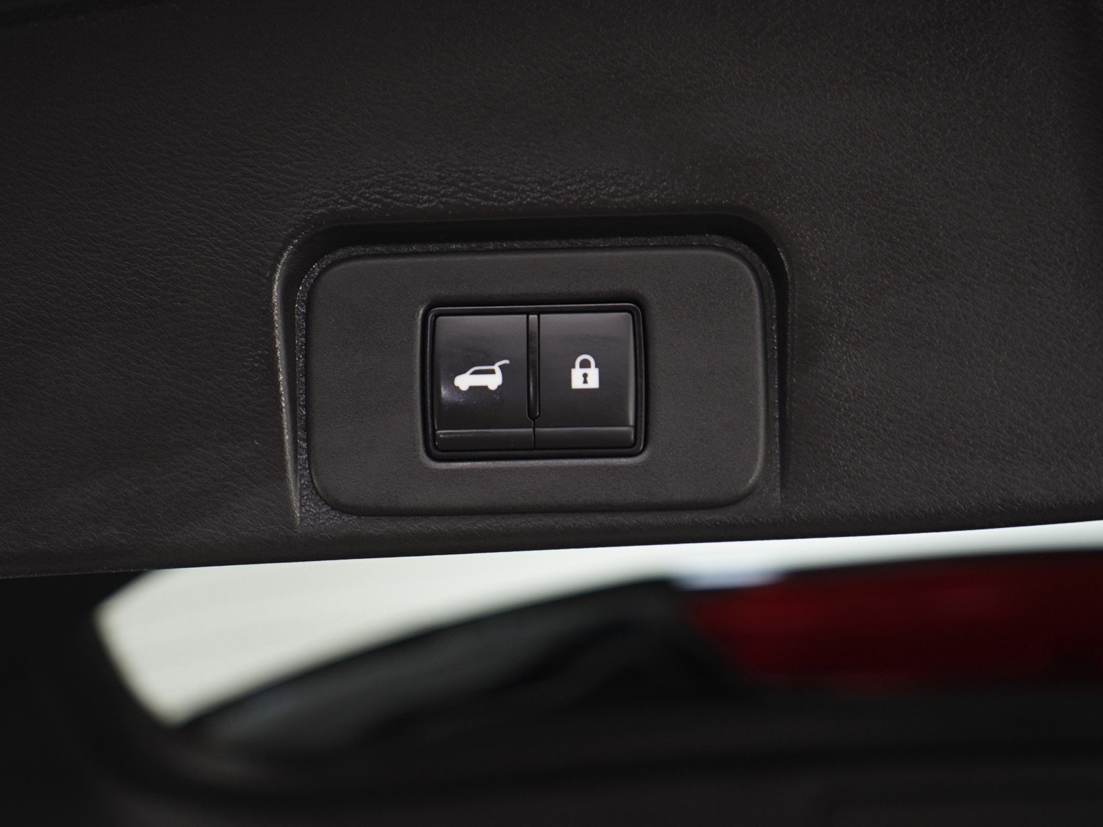 Used 2023 Nissan Rogue SL image 11